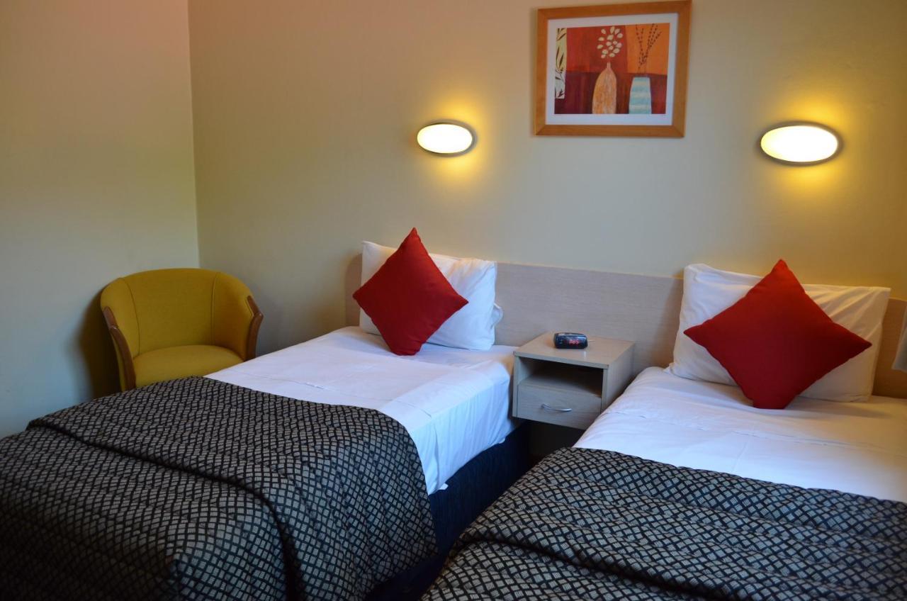 Motel Airport 3*