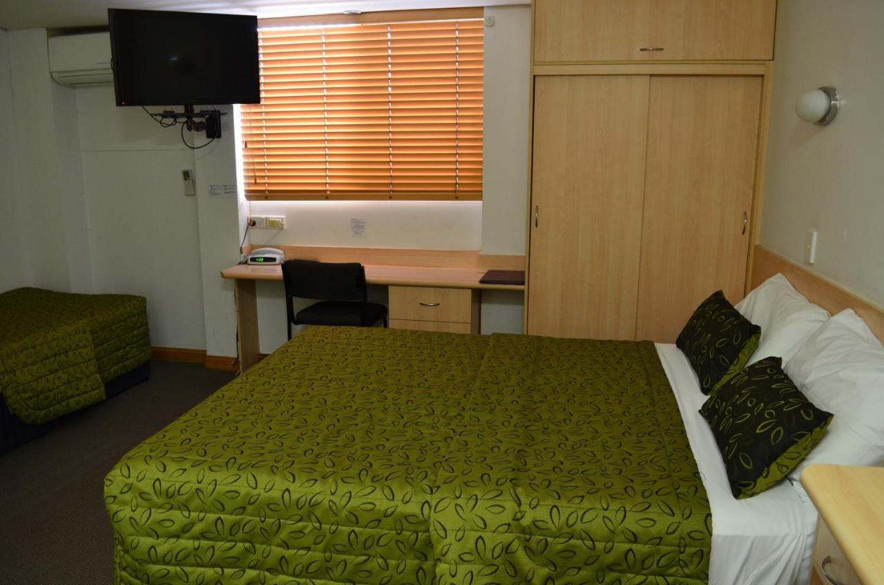 Motel Airport 3*